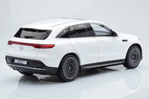 Mercedes EQC 400 Diamond Blanc NZG 1:18 B66963756 Métal — image 3 sur 8