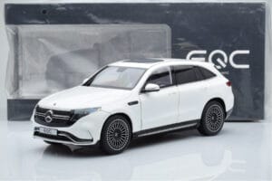 Mercedes EQC 400 Diamond Blanc NZG 1:18 B66963756 Métal — image 8 sur 8