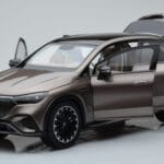 Mercedes EQE SUV X294 AMG Line Velvet Marron NZG 1:18 - image 2 of 8