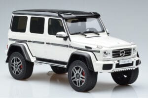 Mercedes G500 4x4 W463 GT Spirit 1:18 GT142 Résine — image 4 sur 6