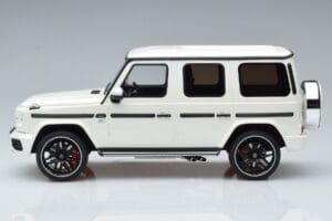 Mercedes AMG G63 W463 Blanc GT Spirit 1:18 KJ038 Métal — image 3 sur 6