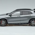 Mercedes AMG GLA 45 X156 Édition Concessionnaire GT Spirit 1:18 B66960467 Résine - image 3 of 6