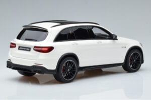 Mercedes GLC 63 AMG X253 Blanc GT Spirit 1:18 B66965713 Résine — image 2 sur 6