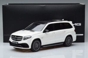Mercedes AMG GLS63 X166 Blanc GT Spirit 1:18 B66965709 Résine — image 6 sur 6