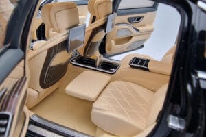 Mercedes Maybach S600 W222 V12 Biturbo Obsidian Noir Almost Real 1:18 820115 Métal — image 9 sur 11
