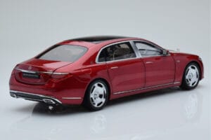 Mercedes Maybach S600 W222 V12 Biturbo Patagonia Rouge Almost Real 1:18 820119 Métal — image 3 sur 10