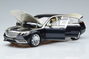 Mercedes Maybach S650 X222 Bleu Argenté Norev 1:18 B66960615 Métal — image 2 sur 7
