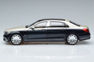 Mercedes Maybach S650 X222 Bleu Argenté Norev 1:18 B66960615 Métal — image 4 sur 7