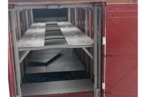 Mercedes O317 Porsche Transporter Rouge CMR 1:18 CMR149 Métal — image 5 sur 12
