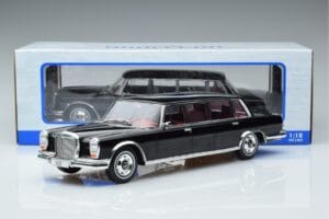 Mercedes 600 LWB Pullman W100 Noir MCG 1:18 MCG18187 Métal — image 6 sur 6