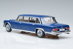 Mercedes S-Class 600 W100 LWB Pullman Bleu Foncé MCG 1:18 MCG18189 Métal — image 5 sur 6