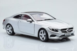 Mercedes S-Class W222 Iridium Argent Norev 1:18 B66961242 Métal — image 6 sur 8