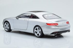 Mercedes S-Class W222 Iridium Argent Norev 1:18 B66961242 Métal — image 7 sur 8