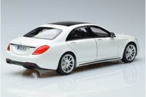 Mercedes S-Class W222 AMG Line Norev 1:18 183792 Métal — image 3 sur 7