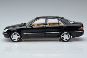 Mercedes S-Class W220 S55 AMG Édition Limitée Norev 1:18 183812 Métal — image 4 sur 7