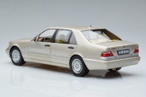 Mercedes S600 W140 Argent Norev 1:18 183723 Métal — image 6 sur 7