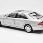 Mercedes S600 W220 Argent Métallique Norev 1:18 - image 7 of 8