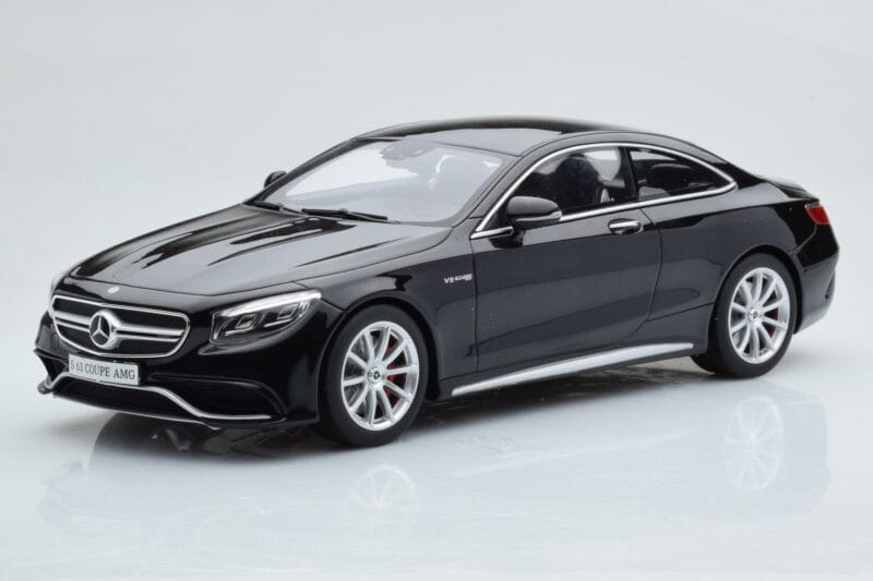 Mercedes AMG S63 C217 Coupe Noir GT Spirit 1:18
