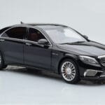 Mercedes AMG S65 W222 Noir GT Spirit 1:18 - image 4 of 6