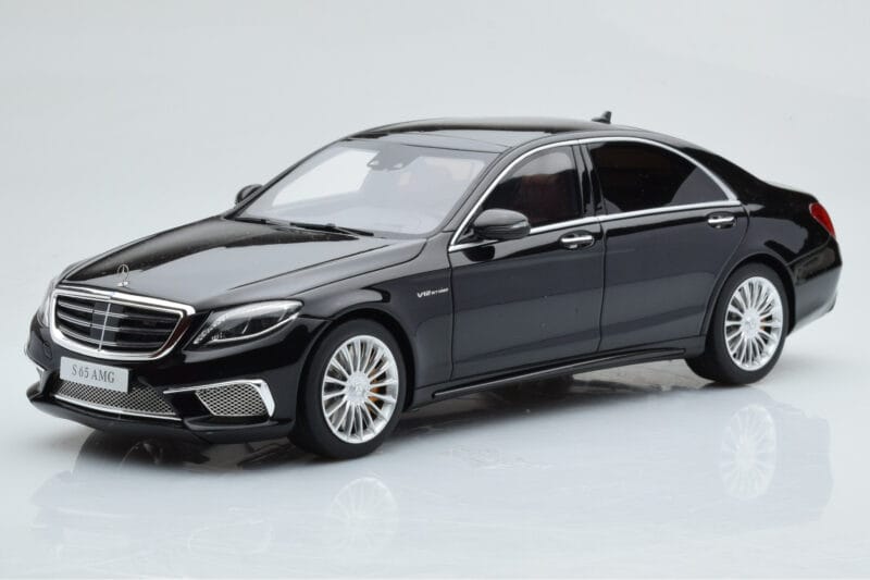 Mercedes AMG S65 W222 Noir GT Spirit 1:18