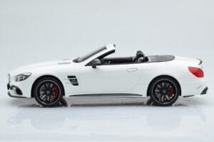 Mercedes AMG SL63 R231 Blanc GT Spirit 1:18 B66965708 Résine — image 3 sur 6