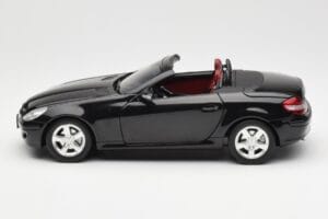 Mercedes SLK R171 Obsidian Noir Métallisé Minichamps 1:18 B66962319 Métal — image 5 sur 9