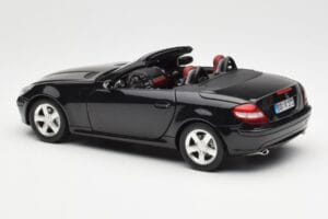Mercedes SLK R171 Obsidian Noir Métallisé Minichamps 1:18 B66962319 Métal — image 8 sur 9
