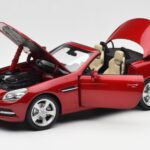 Mercedes SLK R172 Designo Zircon Rouge Minichamps 1:18 - image 2 of 8