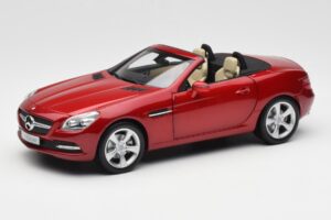 Mercedes SLK R172 Designo Zircon Rouge Minichamps 1:18