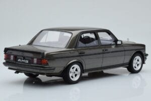 Mercedes W123 AMG 280 Gris Otto 1:18 OT750 Résine — image 2 sur 6
