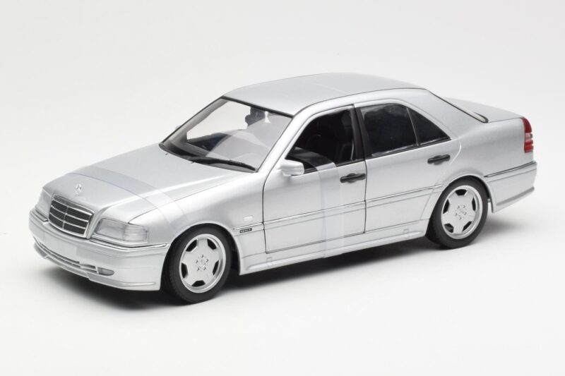 Mercedes C36 AMG W202 Argent UT Models 1:18