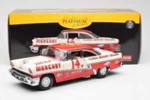 Mercury Montclair #14 B. Myers Palm Beach Winner 1956 Sun Star 1:18 5147 Métal — image 8 sur 8