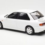 Mitsubishi Lancer Evo III Scotia Blanc Otto 1:18 - image 5 of 6