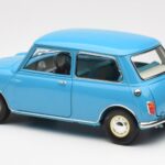 Morris Mini Minor Bleu Kyosho 1:18 - image 7 of 8