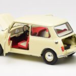 Morris Mini Minor Blanc Kyosho 1:18 - image 5 of 8