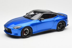Nissan Fairlady Z Z35 Bayside Bleu GT Spirit 1:18