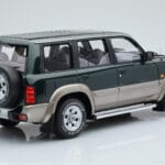 Nissan Patrol GR Y61 Vert Otto 1:18 - image 2 of 5