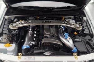 Nissan Skyline GT-R R34 Nismo Z-Tune Blanc MotorHelix 1:18 M83407 Métal — image 9 sur 11
