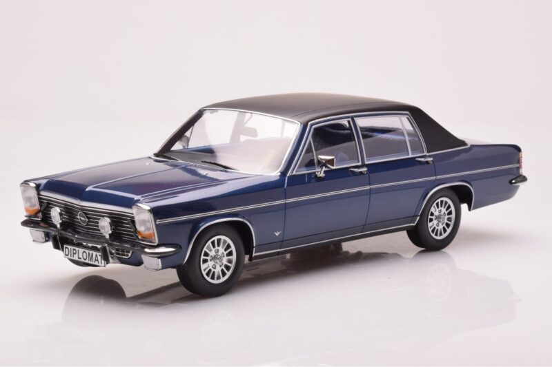Opel Diplomat B Bleu Foncé Métallisé MCG 1:18 MCG18336 Métal