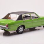 Opel Diplomat B Vert Métallisé MCG 1:18 - image 2 of 6