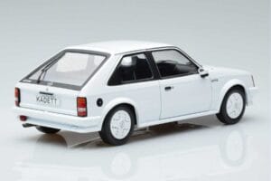 Opel Kadett D GTE Blanc MCG 1:18 MCG18268 Métal — image 2 sur 6