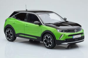 Opel Mokka-e GS Line Matcha Vert Otto 1:18 OT435 Résine — image 3 sur 5
