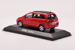 Opel Zafira B OPC Rouge Minichamps 1:43 400045300 Métal — image 3 sur 4