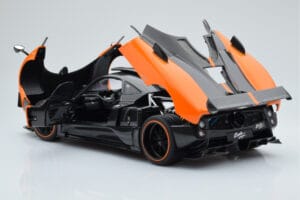 Pagani Zonda Cinque Orange St Tropez Almost Real 1:18 850603001 Métal — image 7 sur 8