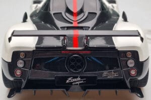Pagani Zonda Cinque Blanc Benny Almost Real 1:18 850601001 Métal — image 11 sur 12