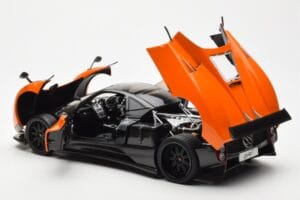 Pagani Zonda F Orange St Tropez Almost Real 1:18 850409001 Métal — image 5 sur 8