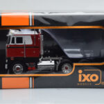 Peterbilt 352 Pacemaker Rouge Blanc IXO 1:43 - image 4 of 4