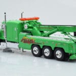 Peterbilt 359 Wrecker Road Service Vert IXO 1:43 - image 5 of 5