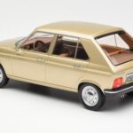 Peugeot 104 GR Beige Métallisé Norev 1:18 - image 5 of 6