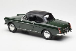 Peugeot 404 Cabriolet Antique Green Édition Limitée Norev 1:18 184829 Métal — image 7 sur 8